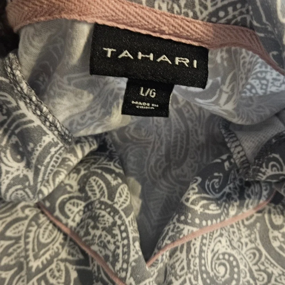 Tahari Gray Pink Paisley Capri Pajama Set Large WA3577-028-TSA Sleepwear #788